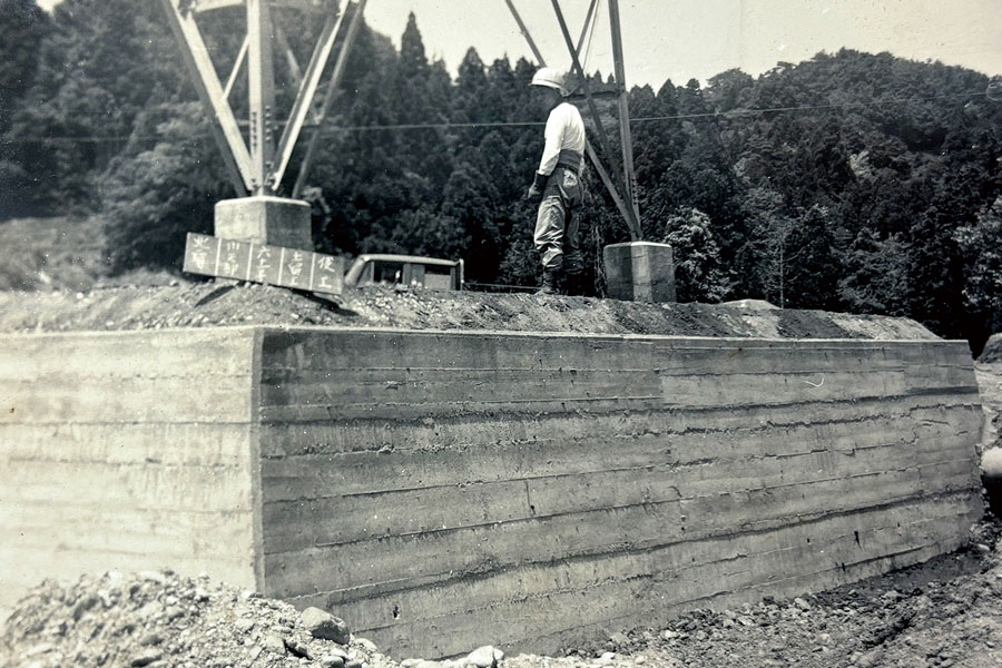 会社案内パンフレット